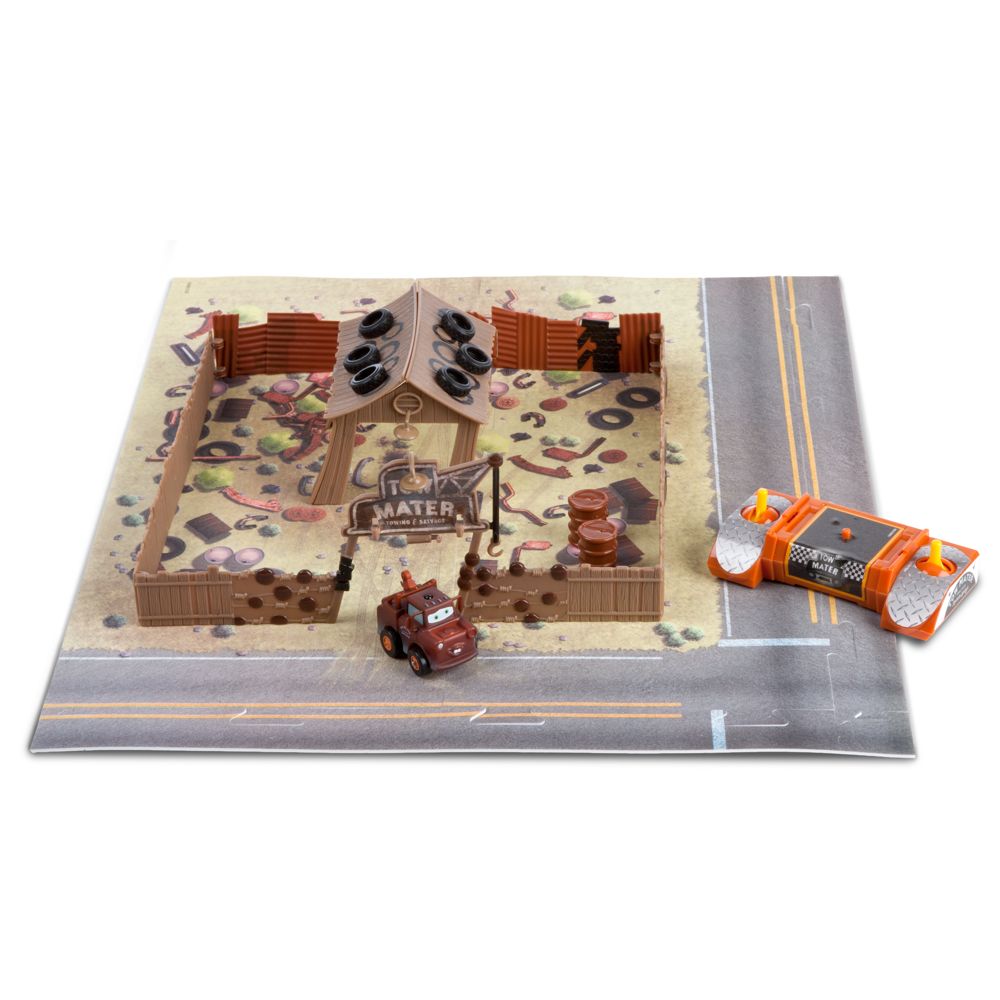 Mater's Junkyard Play Set - Cars